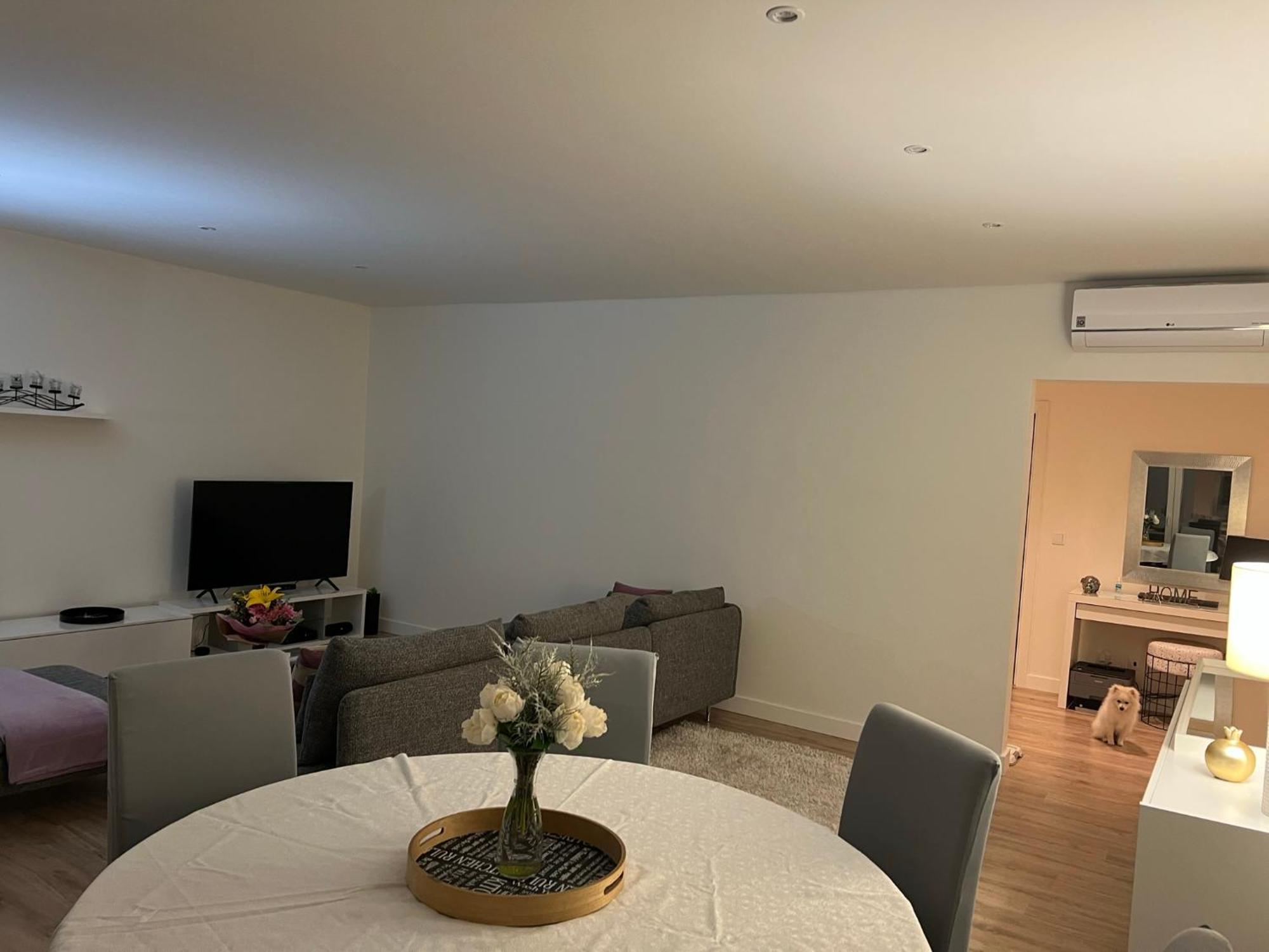 Modern Big With Balcony In New Homestay *
