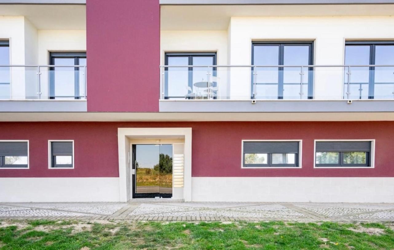 Modern Big With Balcony In New *